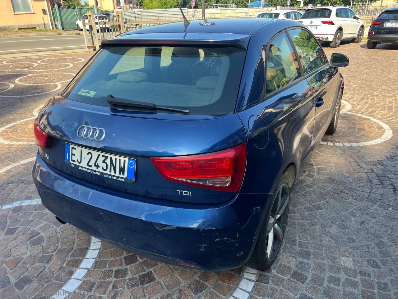 AUDI A1 1.6 TDI 105 CV Ambition CERCHI 17 XENO