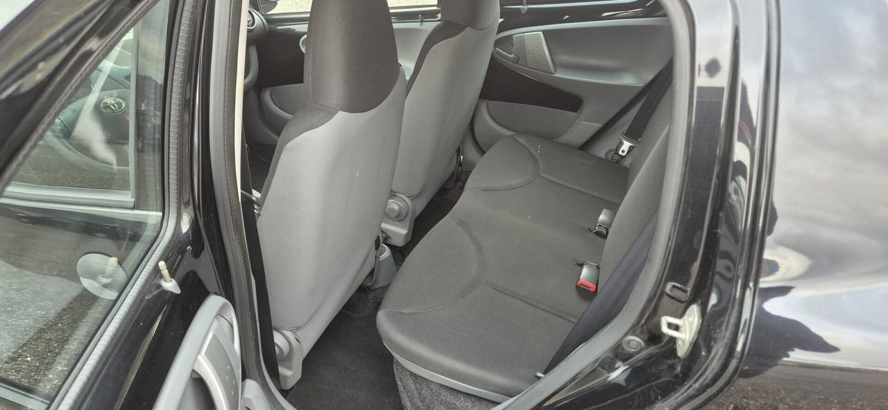 Toyota Aygo 1.0 12V VVT-i 5 porte Now - 10/2008