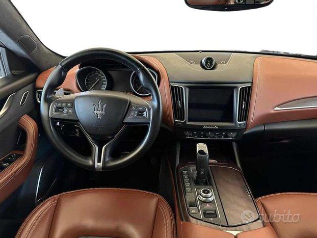 Maserati Levante V6 AWD Gran Sport PARI AL NUOVO