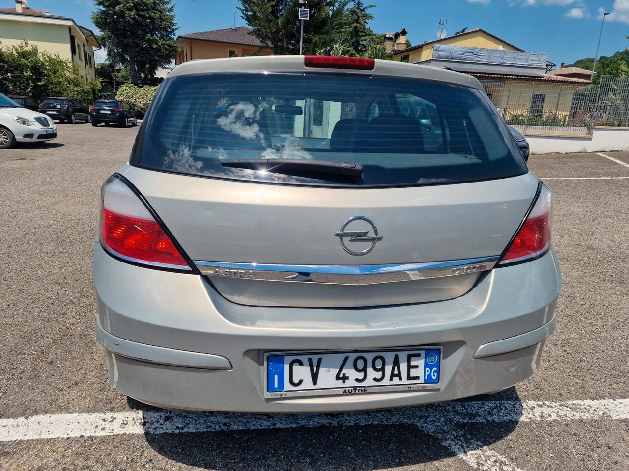 Opel Astra 1.7 CDTI 101CV 5 porte Cosmo