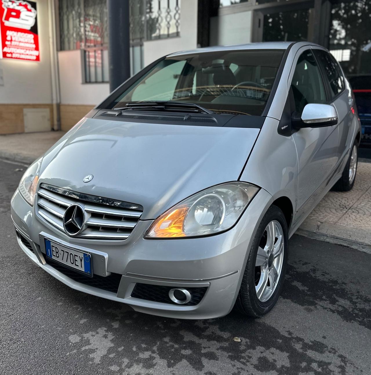 Mercedes-benz A 150 BlueEFFICIENCY Avantgarde