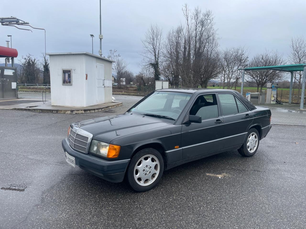 Mercedes-benz 190 1.8 E