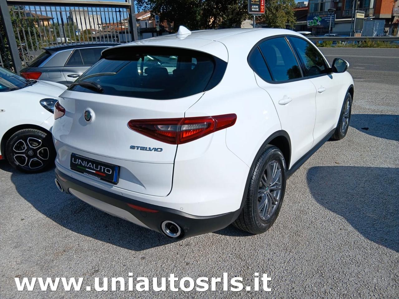 Alfa Romeo Stelvio 2.2 Turbodiesel 150 CV AT8 RWD Super