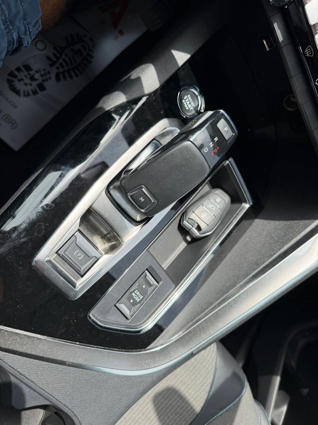 Peugeot 3008 BlueHDi 130 S&S EAT8 Allure