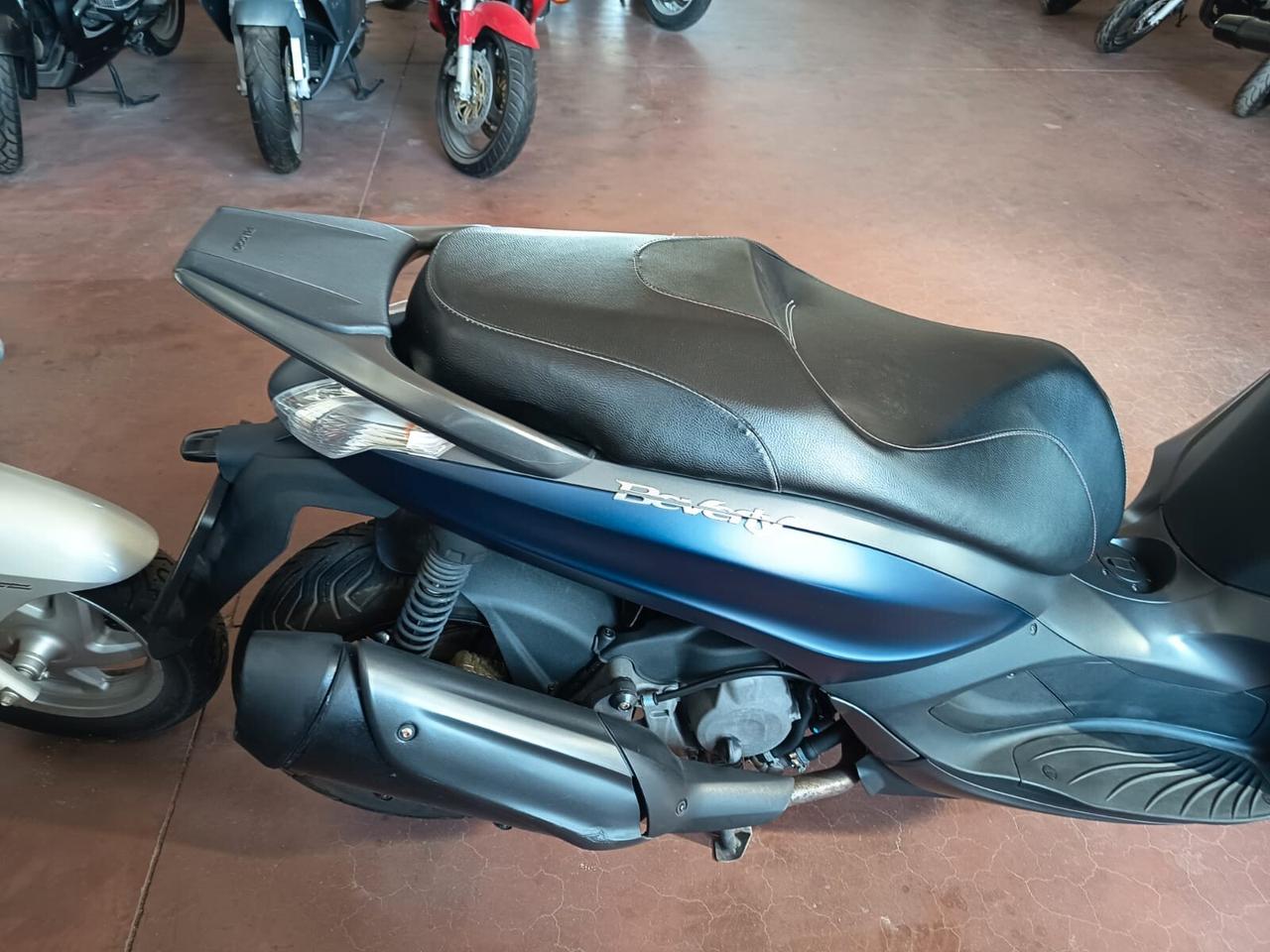 Piaggio Beverly 350