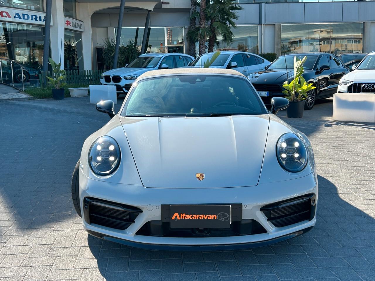 Porsche 911 992 Targa 3.0 4 GTS auto