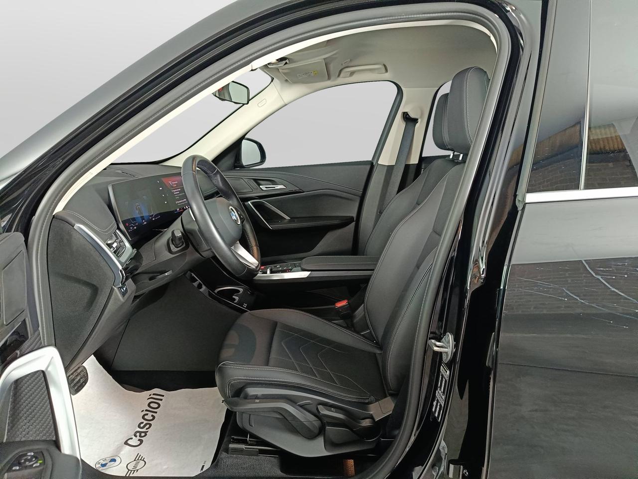 BMW X1 U11 - X1 sdrive18i X-Line auto