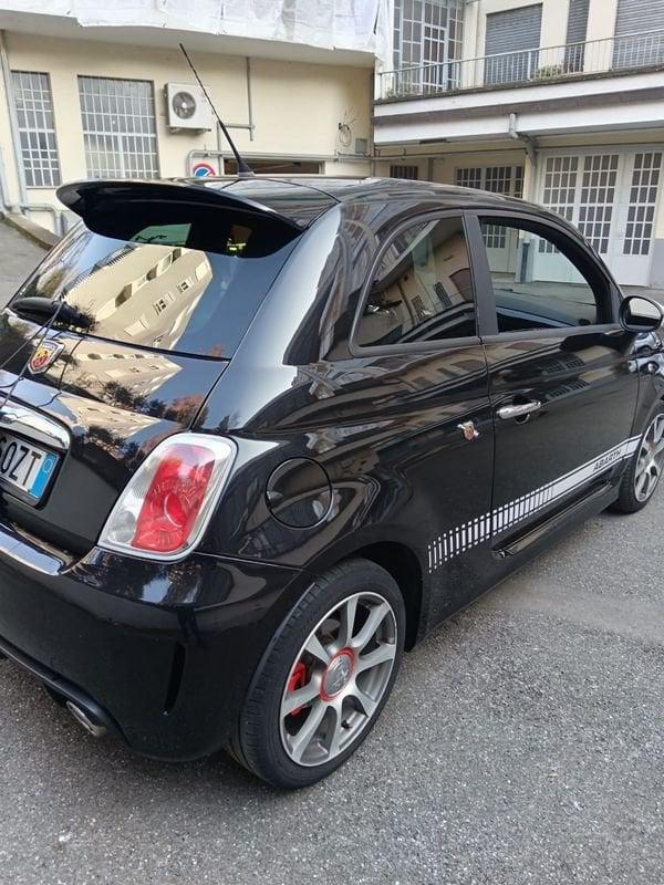 Abarth 500 1.4 Turbo T-Jet Custom