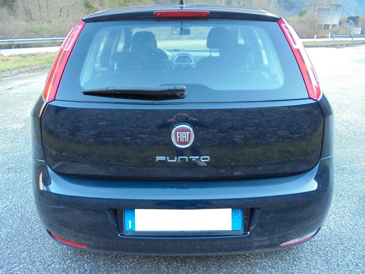 FIAT PUNTO 1.4 NATURAL POWER LOUNGE 5P