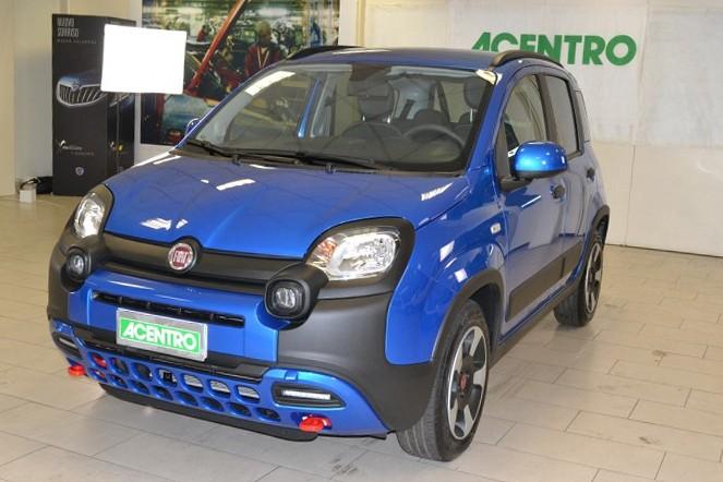 FIAT PANDA - MY23 1.0 70CV HYBRID CROSS