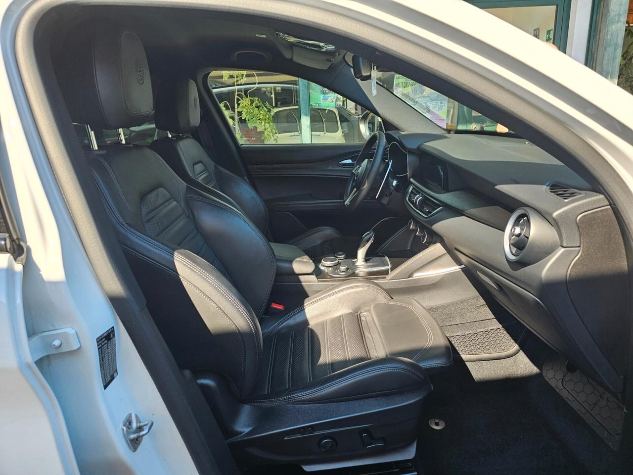 Alfa Romeo Stelvio 2.2 Turbodiesel 210 CV AT8 Q4 Executive