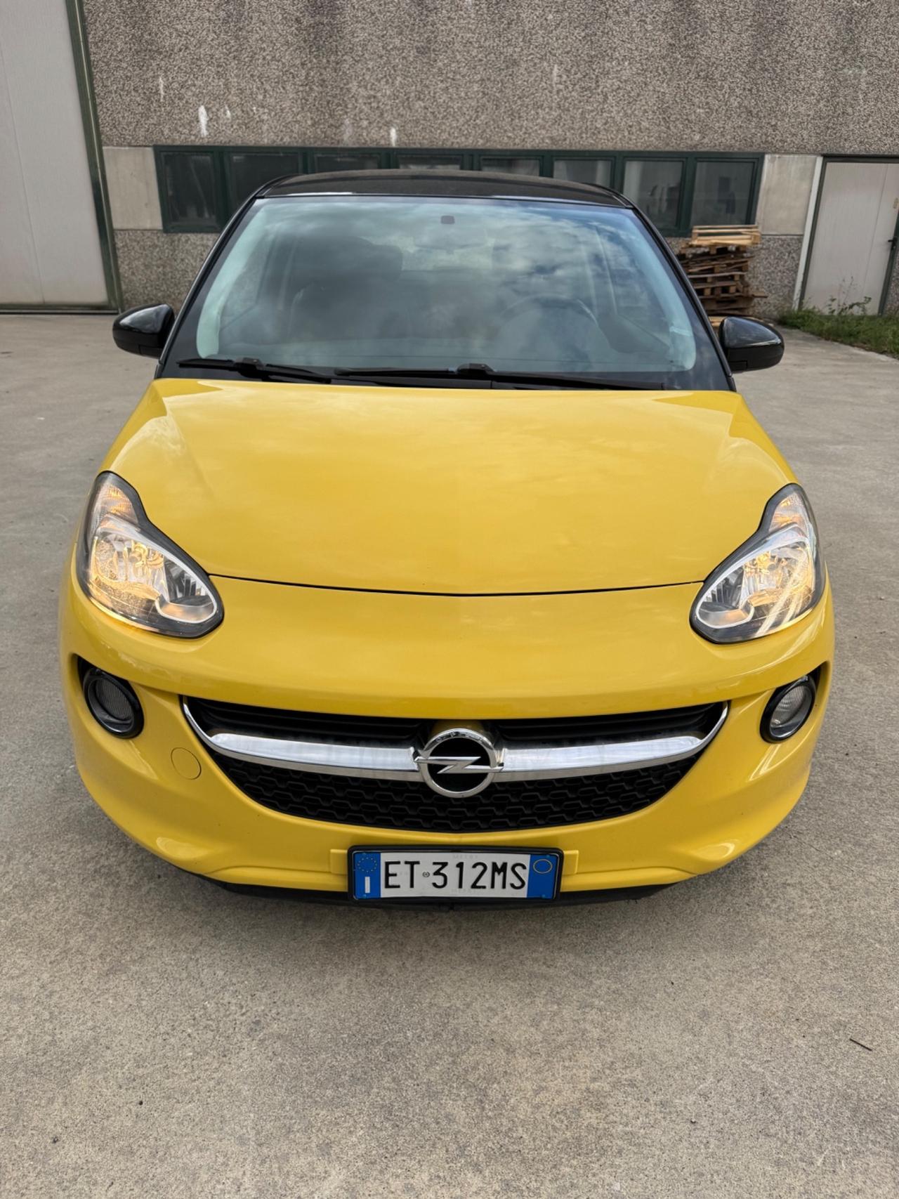 Opel Adam 1.2 70 CV Jam neopatentati