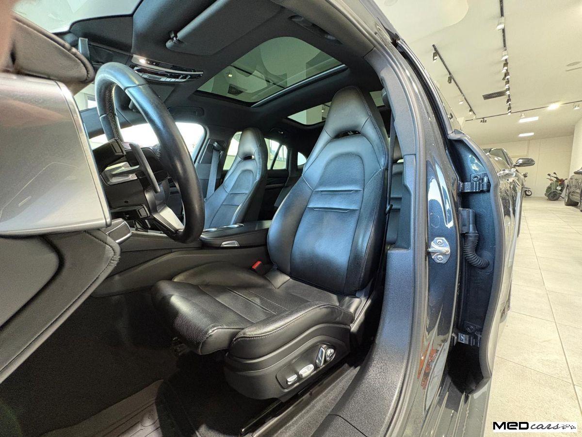 PORSCHE - Panamera - 4 E-Hybrid