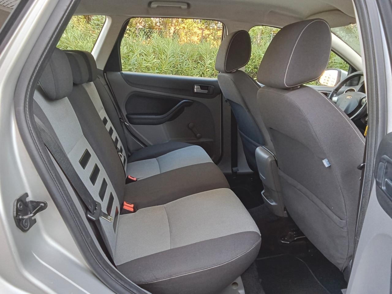 FORD Focus SW 1.6 TDCI Spaziosa Economica Garanzia