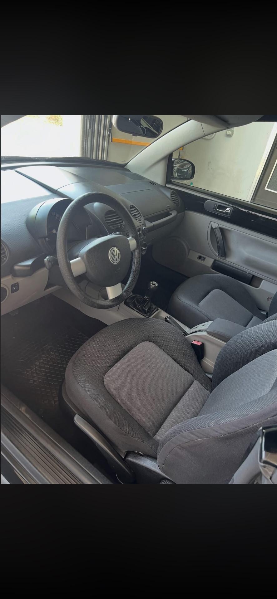 Volkswagen Maggiolino Cabrio 2.0 TDI Design BlueMotion Technology