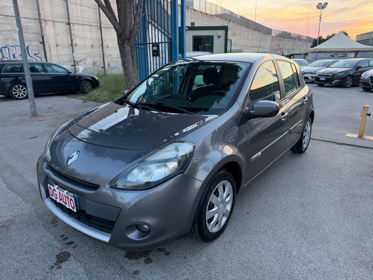 Renault Clio 1.5 dCi 75 CV 2012 navigatore