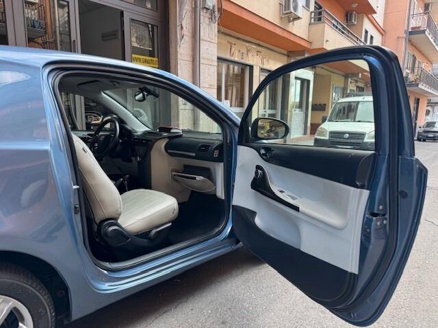 Toyota iQ 1.0 High Collection - Cambio Automatico