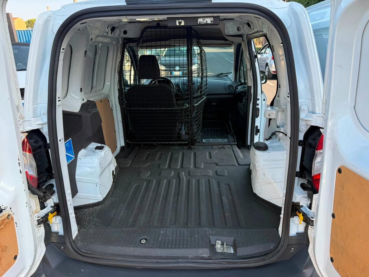Ford Transit Courier 1.5 TDCI - 2023 - 107.000km - Superprezzo - Tutto incluso
