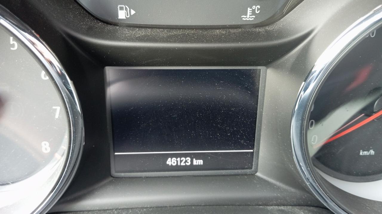 OPEL ASTRA 1.2 BZ - OK NEOPATENTATI