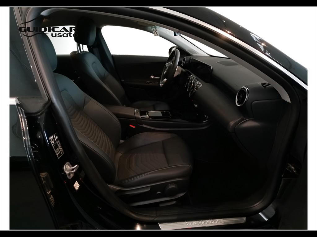 Mercedes-Benz CLA Sh.Brake - X118 2023 - CLA Shooting Brake 180 d Advanced auto