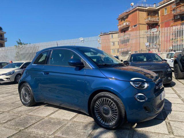 FIAT 500e Berlina 42 kWh La Prima