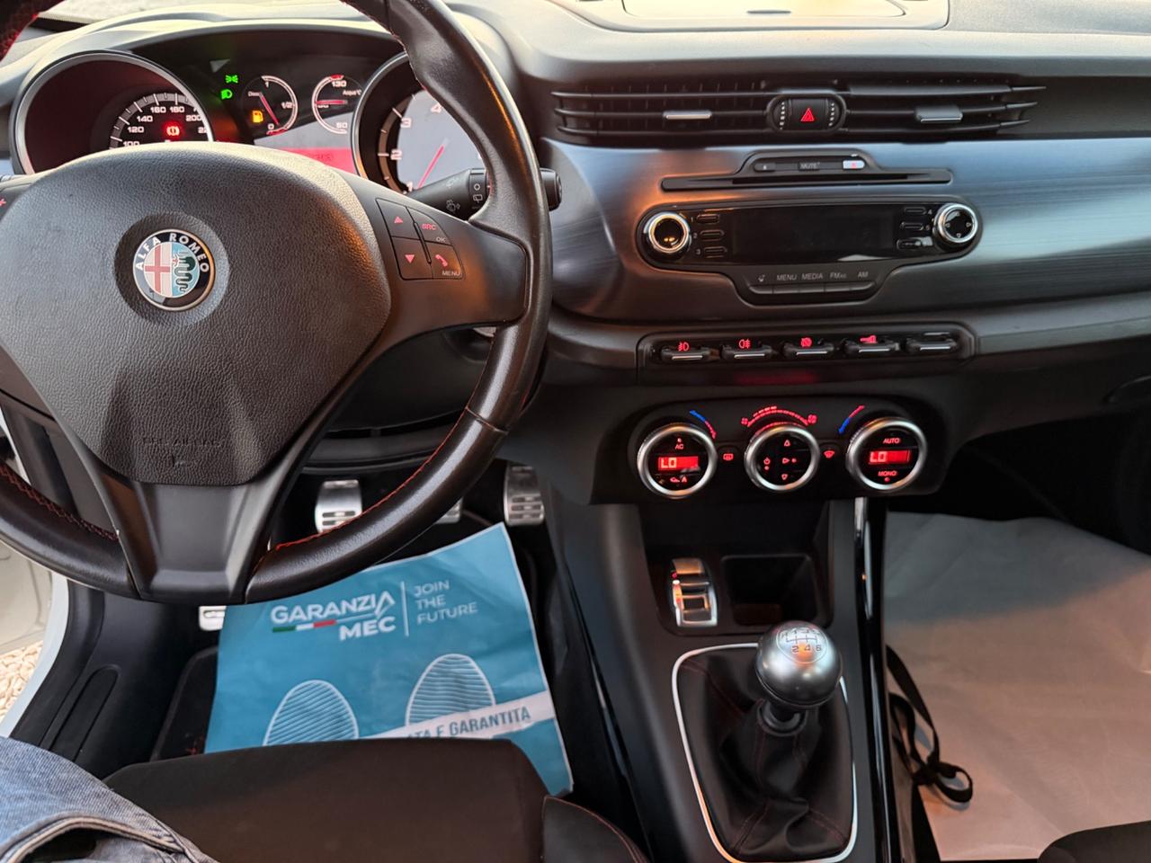 Alfa Romeo Giulietta 1.6 JTDm-2 105 CV modello sport 2011