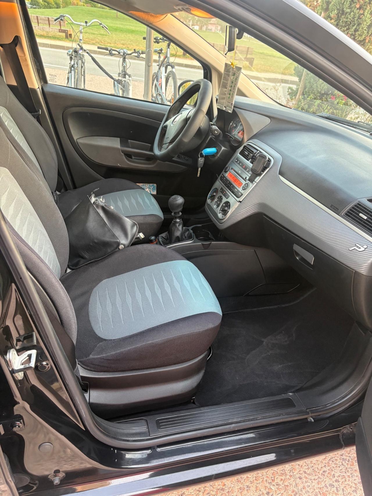 Fiat G. Punto 1.4 benzina & metano ok neo patentati