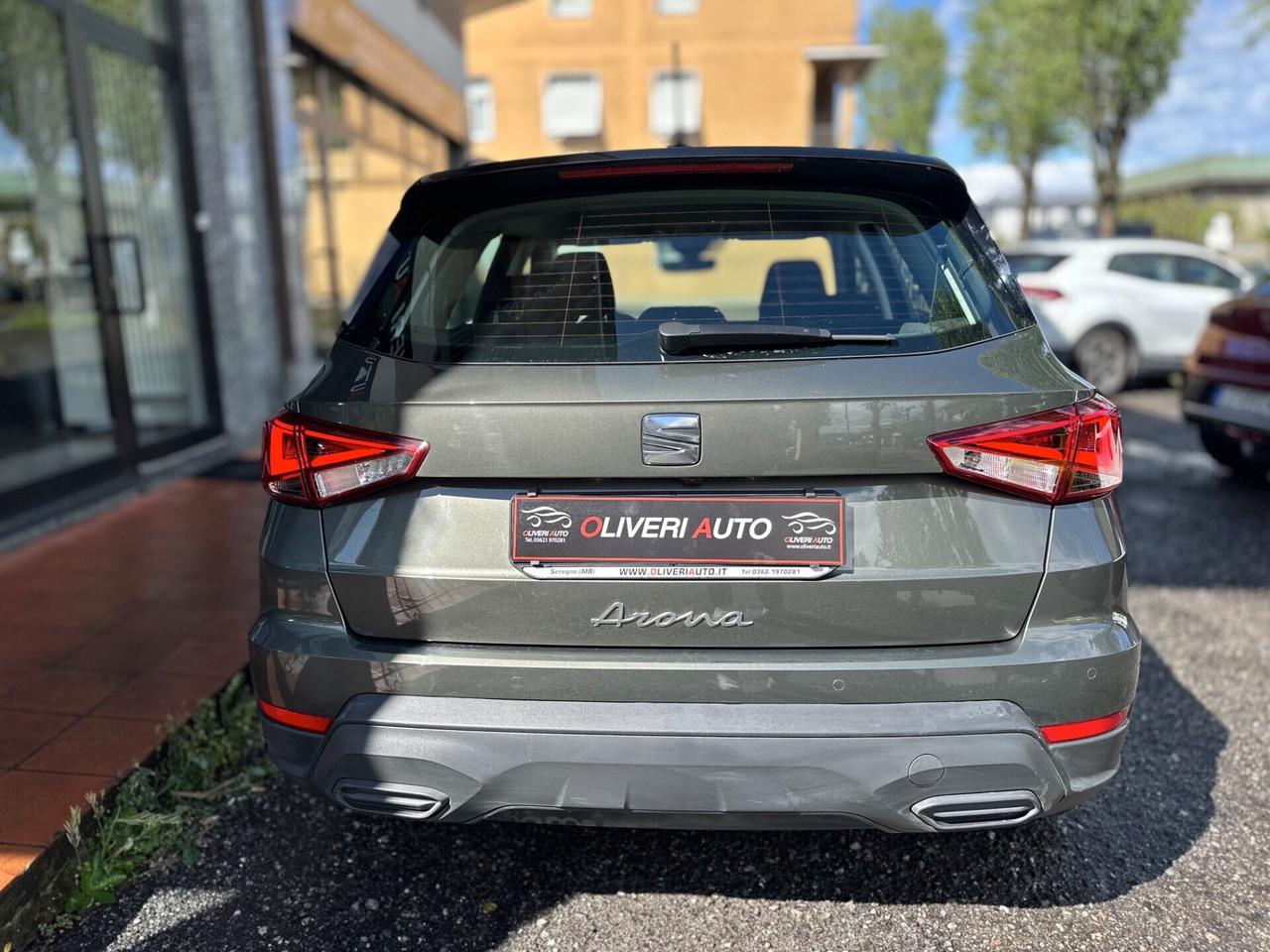Seat Arona 95cv bi-color retrocamera PREZZO VERO