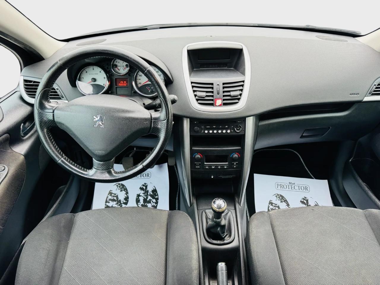 Peugeot 207 1.4 HDi anno 2009 neo patentati