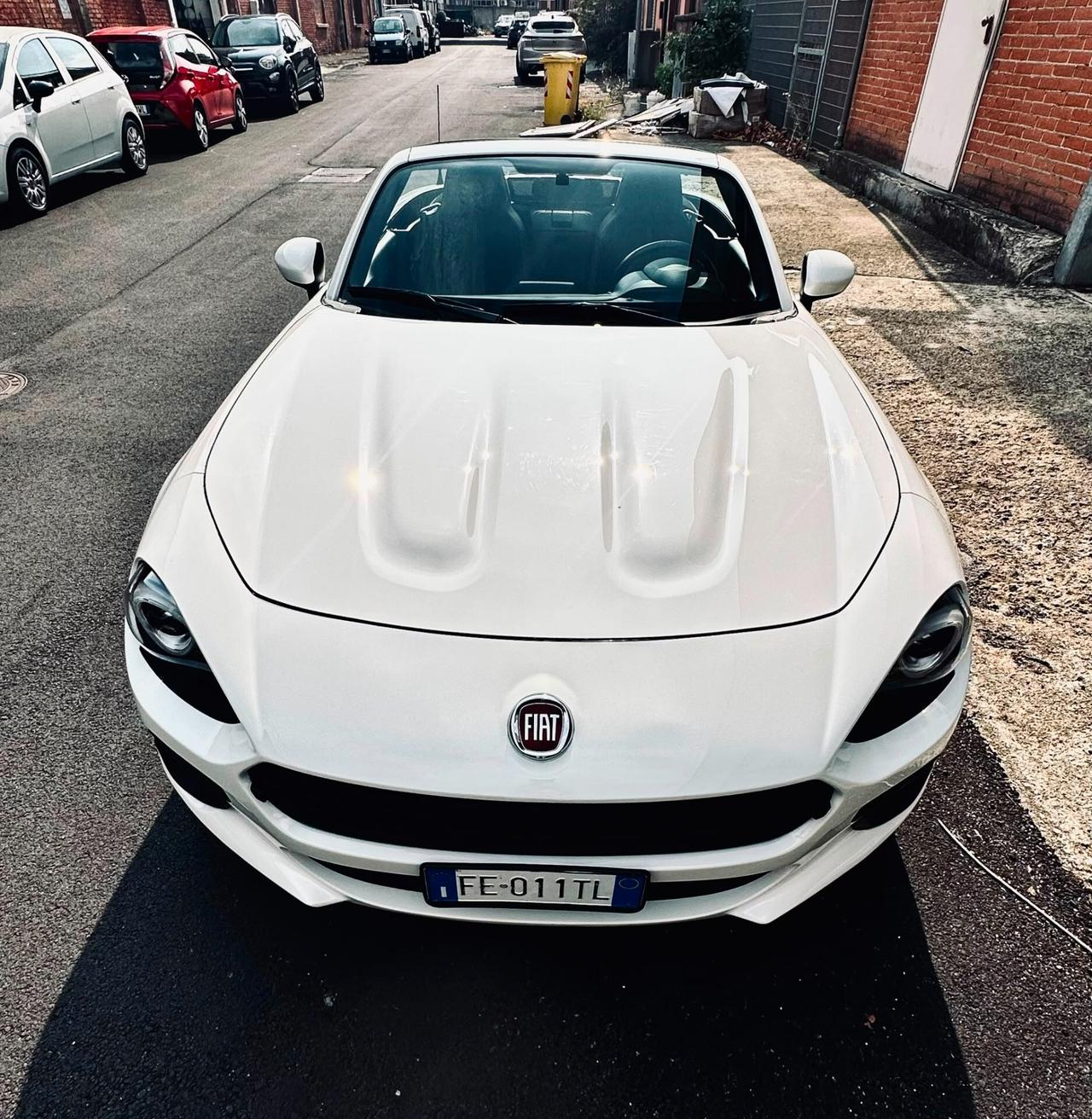 Fiat 124 Spider 1.4 cabrio