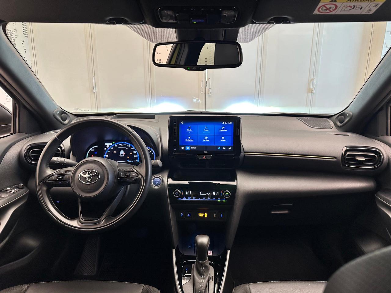 Toyota Yaris Cross 1.5h Premiere awd-i 116cv e-cvt