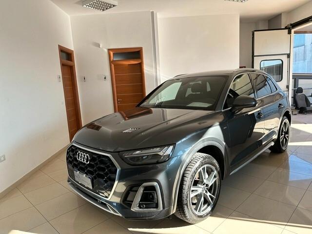 Audi Q5 40 TDI 204 CV quattro S tronic Business Advanced