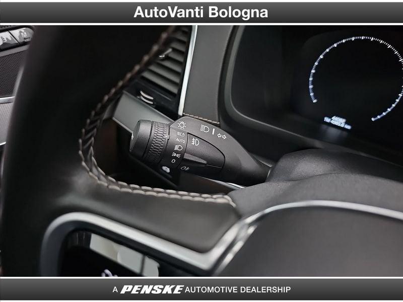 Volvo XC90 XC90 B5 (d) AWD Geartronic R-design