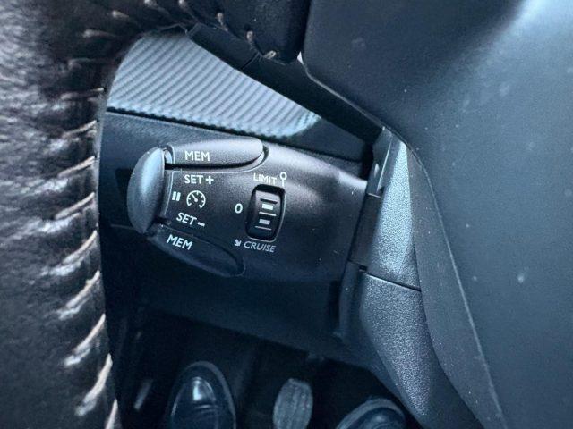 PEUGEOT 2008 BlueHDi 110 S&S Allure