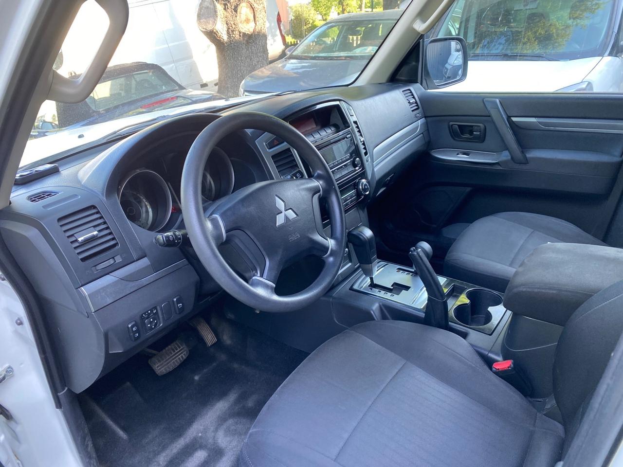 Mitsubishi Pajero 3.2 DI-D 16V aut. 5p. Intense DPF