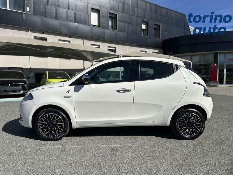 Lancia Ypsilon 1.0 FireFly 70cv Hybrid Alberta Ferretti