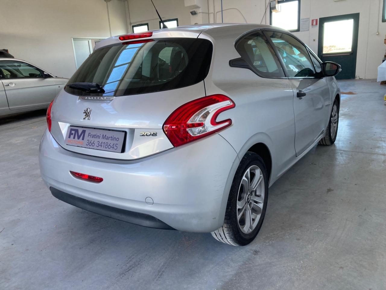 Peugeot 208 1.0 VTi 68 CV 3 porte Access per neopatentati