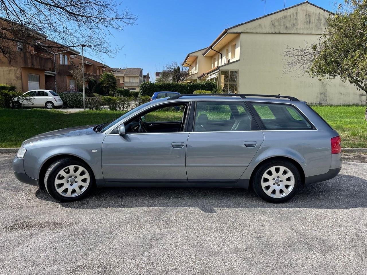 Audi A6 2.5 V6 TDI cat Avant Ambiente