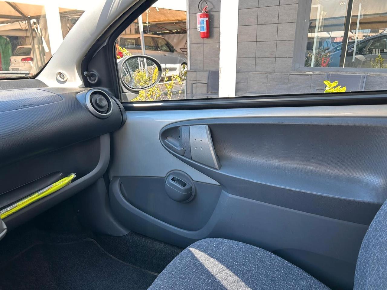 Toyota Aygo 1.0 12V VVT-i 3 porte Sol
