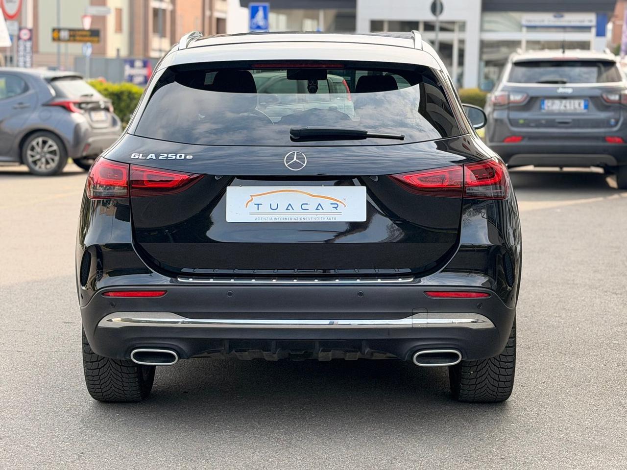 Mercedes-Benz GLA 250 Premium AMG GLA 250 E #10040