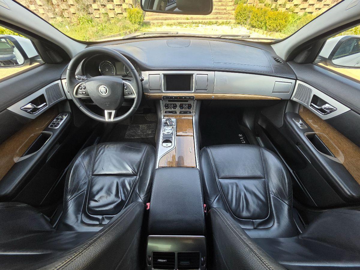 JAGUAR XF 2.2 DIESEL 190CV GARANZIA 12 MESI