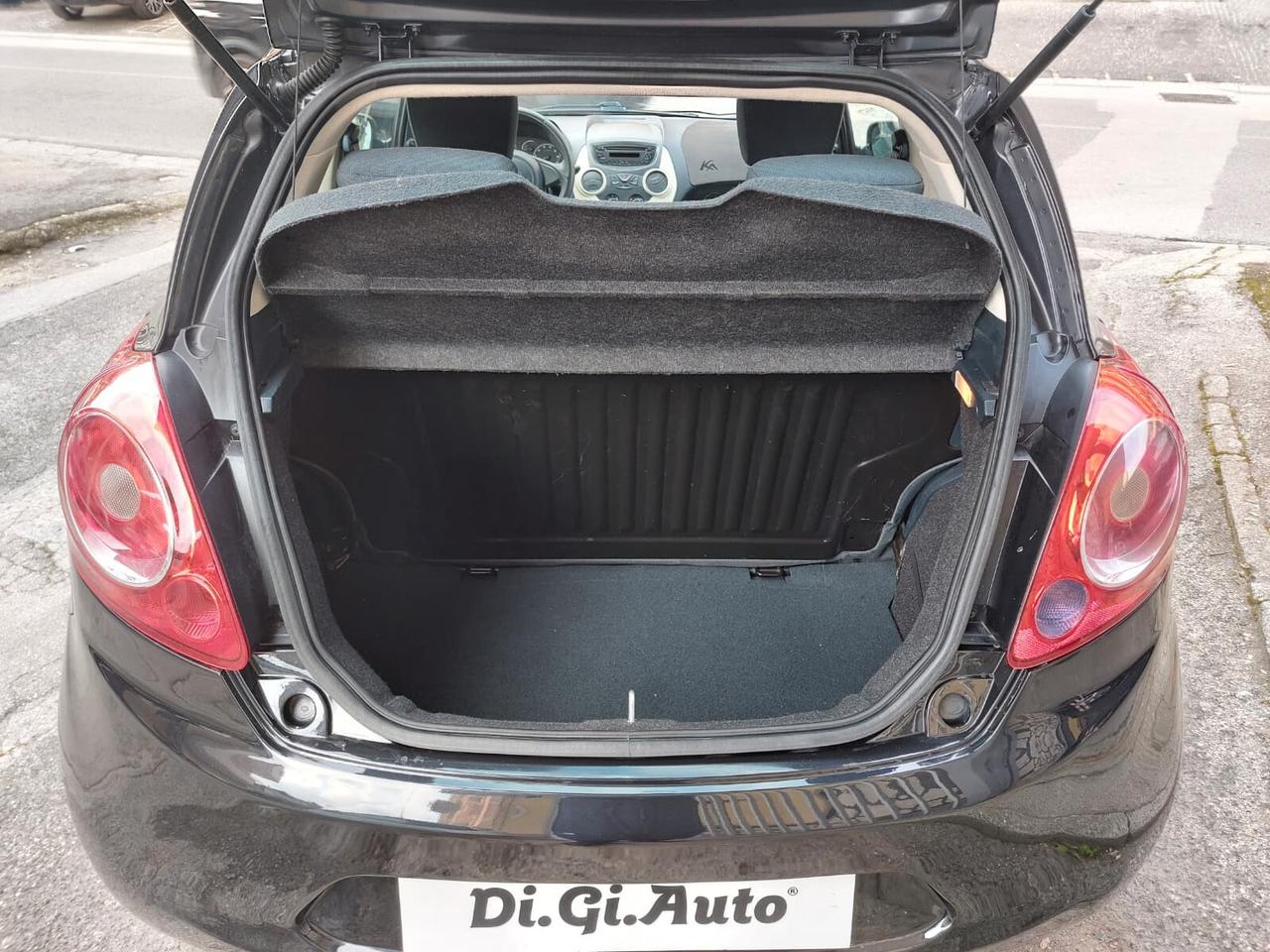 Ford Ka 1.2 8V 69CV Titanium