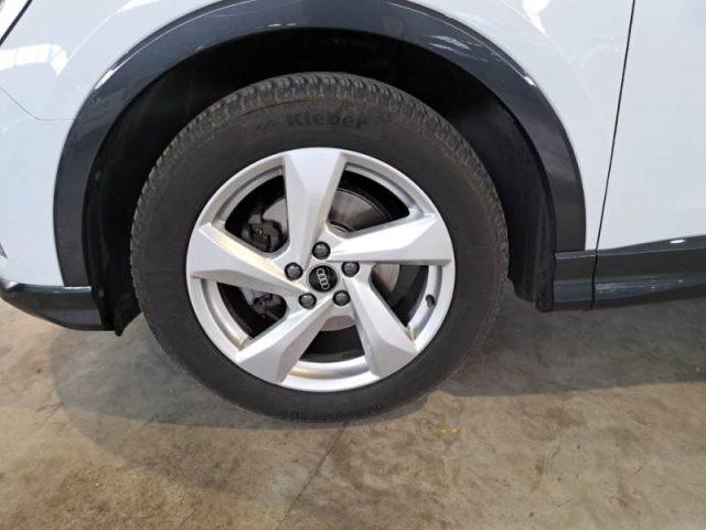 AUDI Q3 35 TDI S tronic Business Advanced