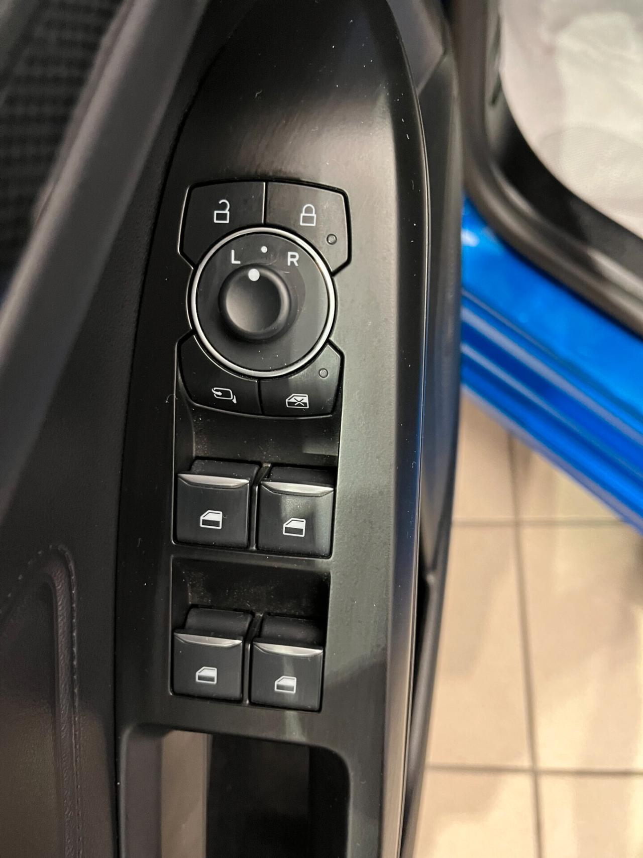 Ford Focus 1.0 EcoBoost Hybrid 125 CV 5p. ST-Line