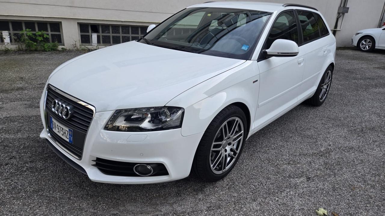 Audi A3 2.0 16V TFSI quattro S tronic Ambition