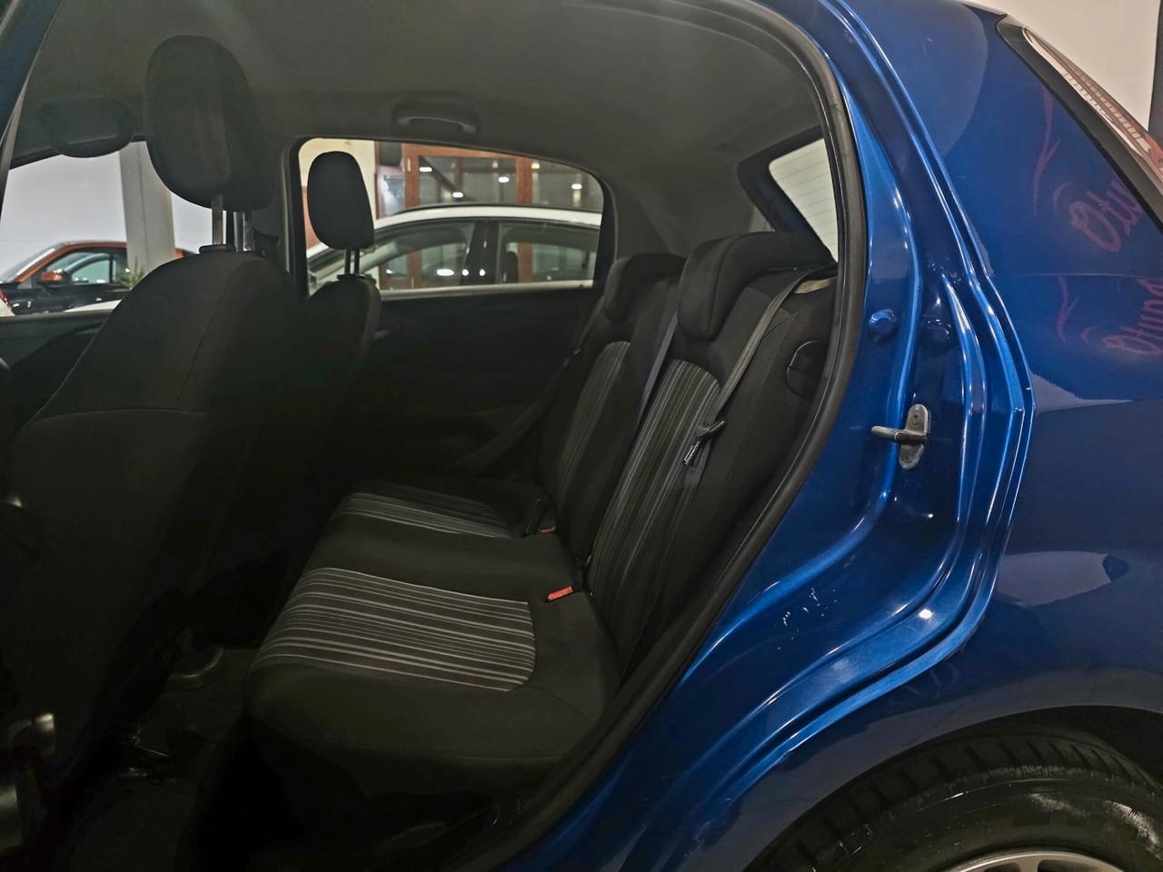 FIAT PUNTO 1.2 BENZINA DEL NORD ITA 2011