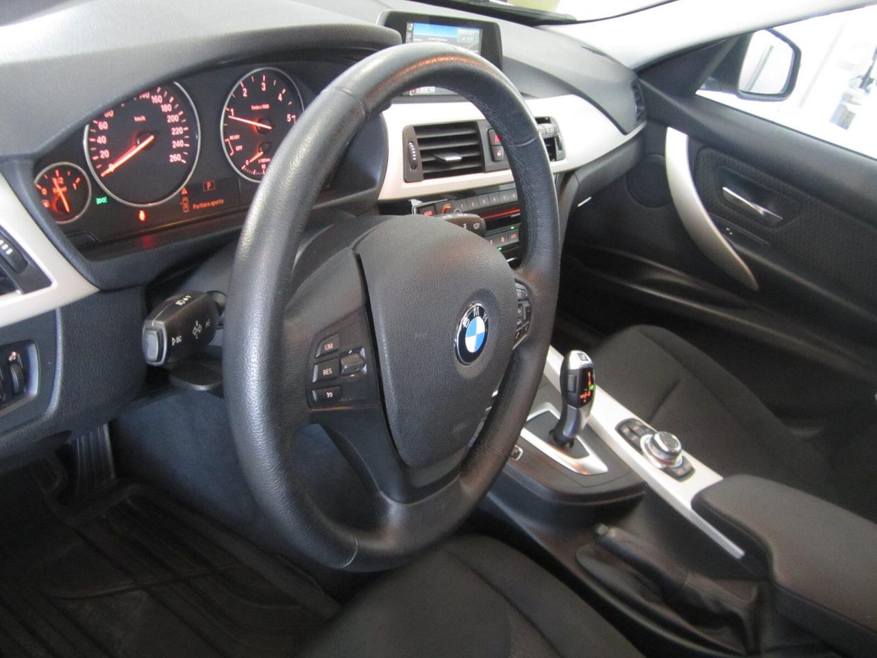 Bmw 318 318d Touring Business Advantage aut.