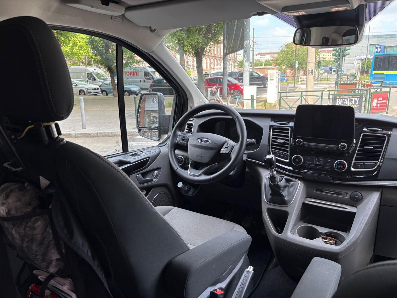 Ford Tourneo Custom 2.0 EcoBlue Titanium