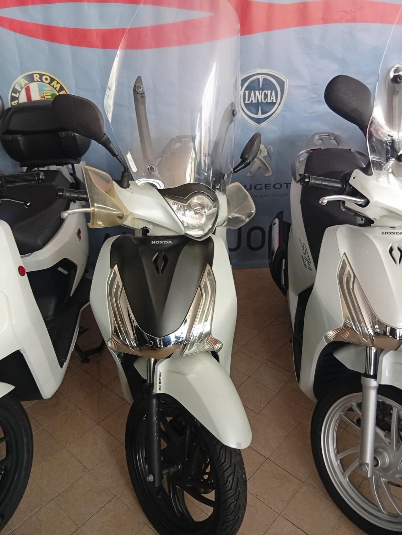 Honda SH 150 Sport