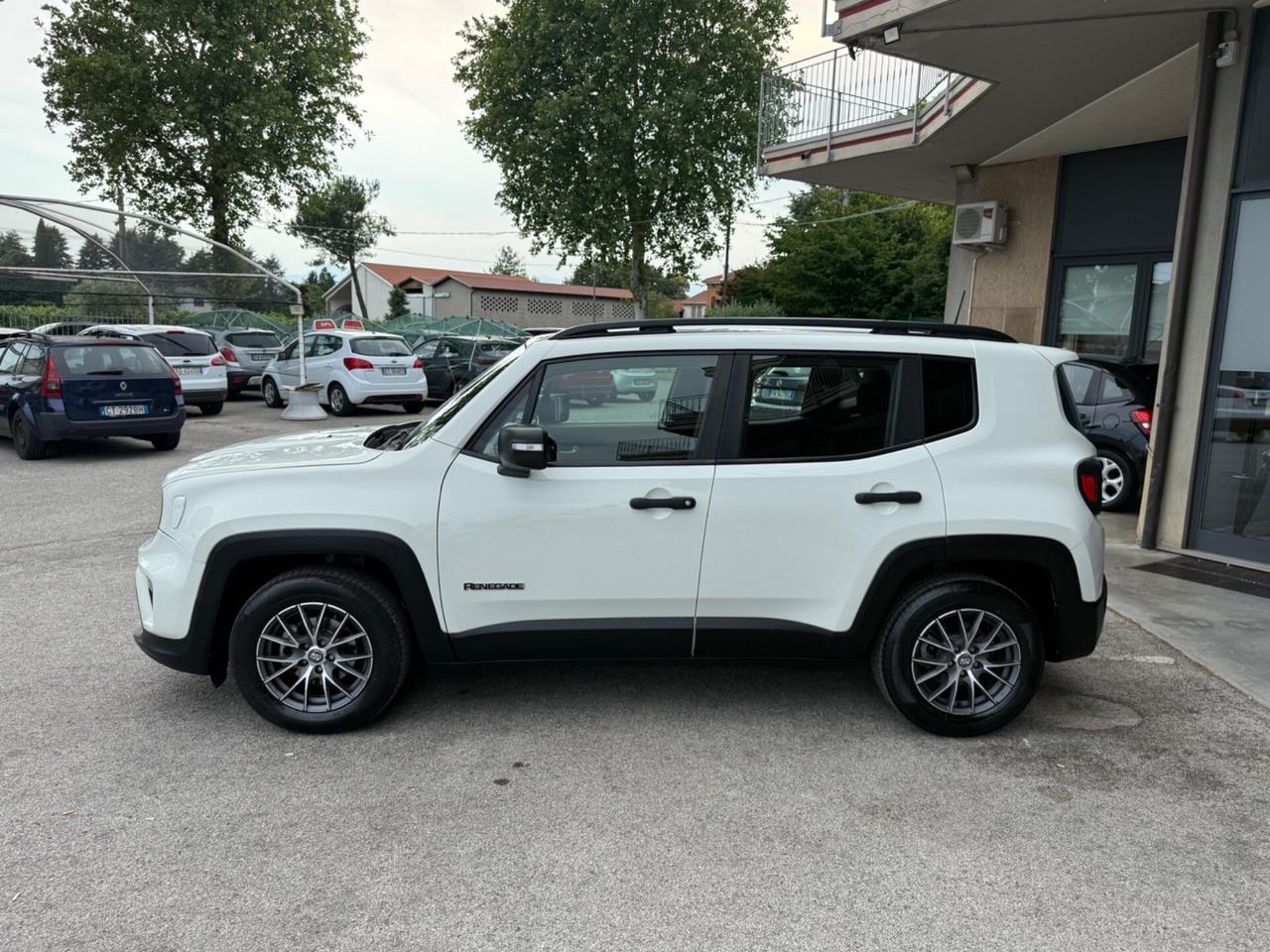 Jeep Renegade -1.0 Benzina 120 cv - Neopatentati